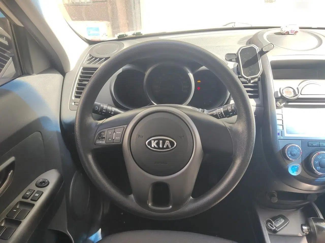 Kia Soul 2013 1.6L AT GL — миниатюра 11