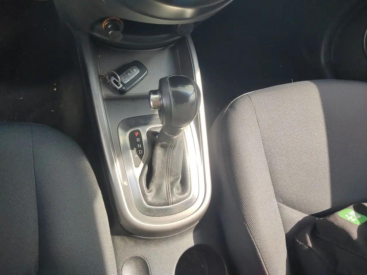 Kia Soul 2013 1.6L AT GL — миниатюра 15