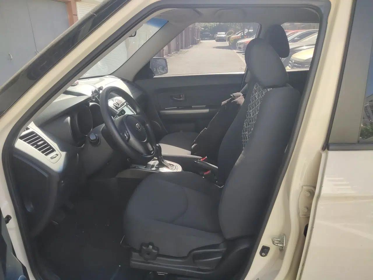Kia Soul 2013 1.6L AT GL — миниатюра 16
