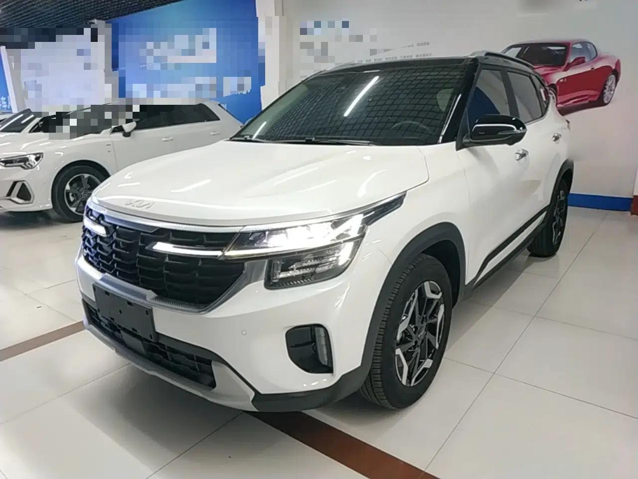 Kia Seltos 2023 1.5L CVT Luxury Edition — миниатюра 1