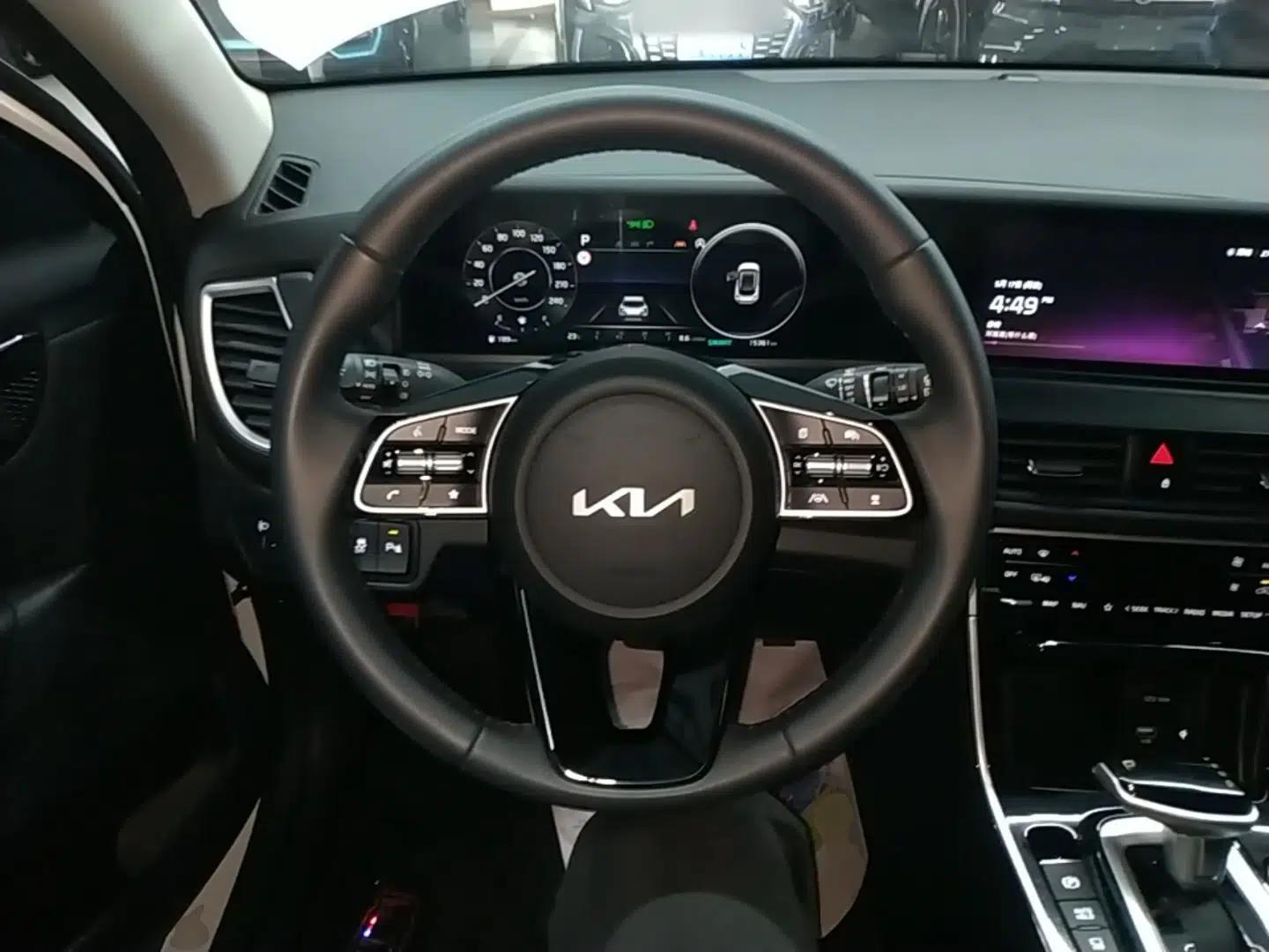 Kia Seltos 2023 1.5L CVT Luxury Edition — миниатюра 14