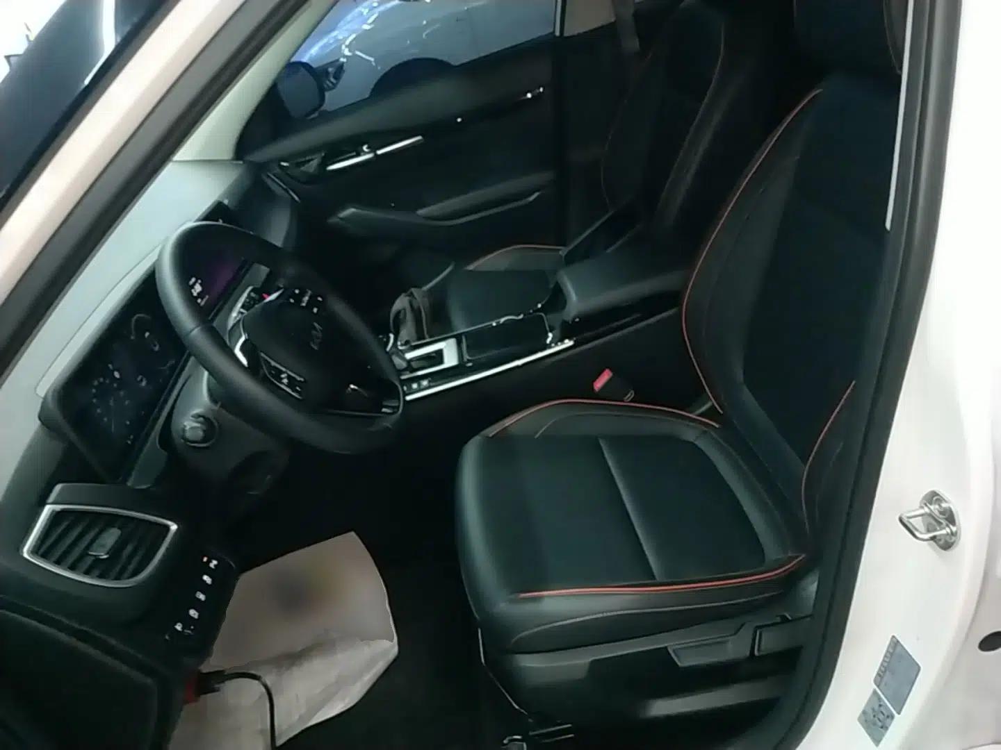 Kia Seltos 2023 1.5L CVT Luxury Edition — миниатюра 18