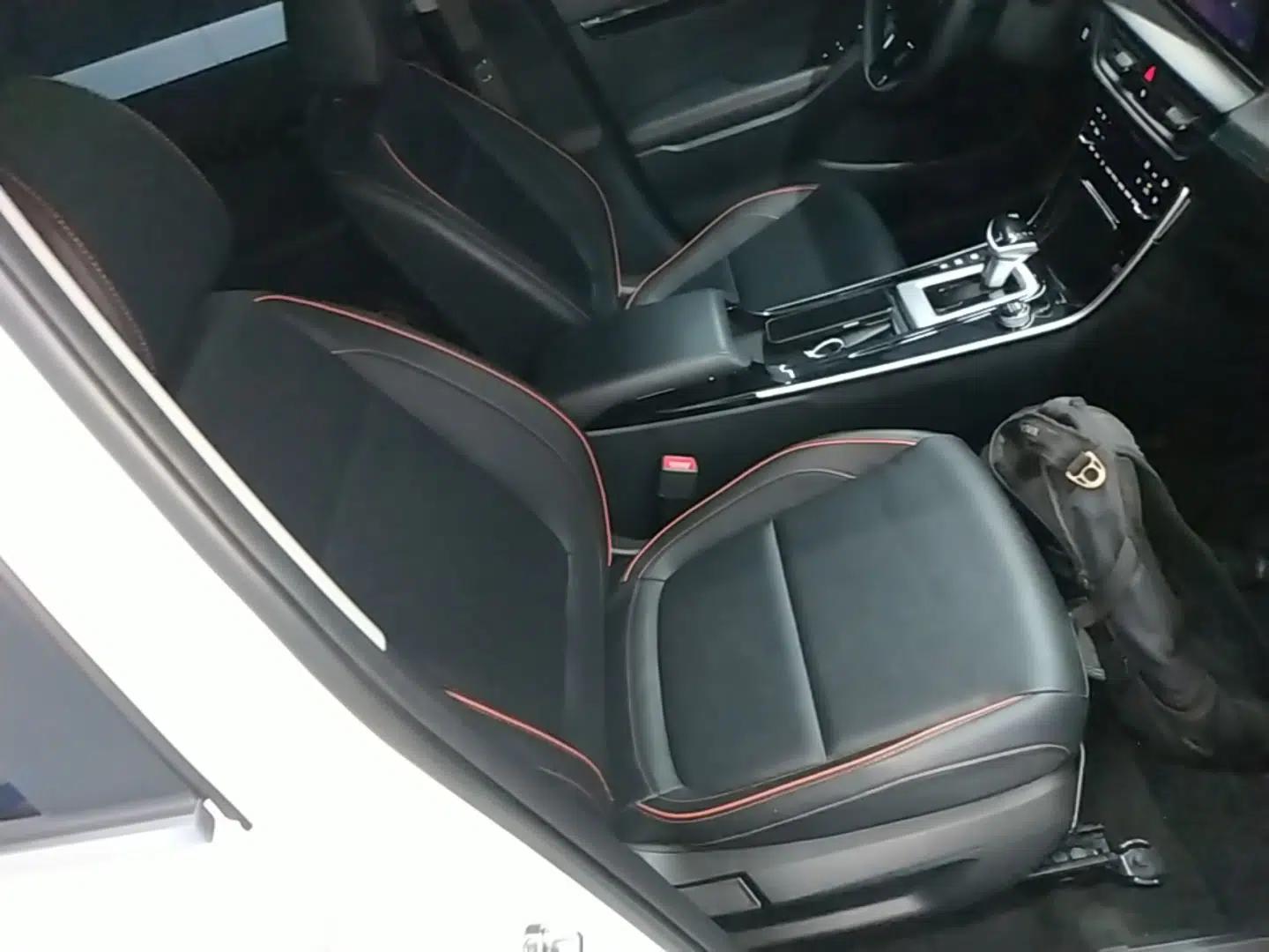 Kia Seltos 2023 1.5L CVT Luxury Edition — миниатюра 23