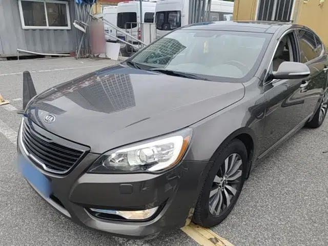 Kia Cadenza 2012 2.4L Luxury Version