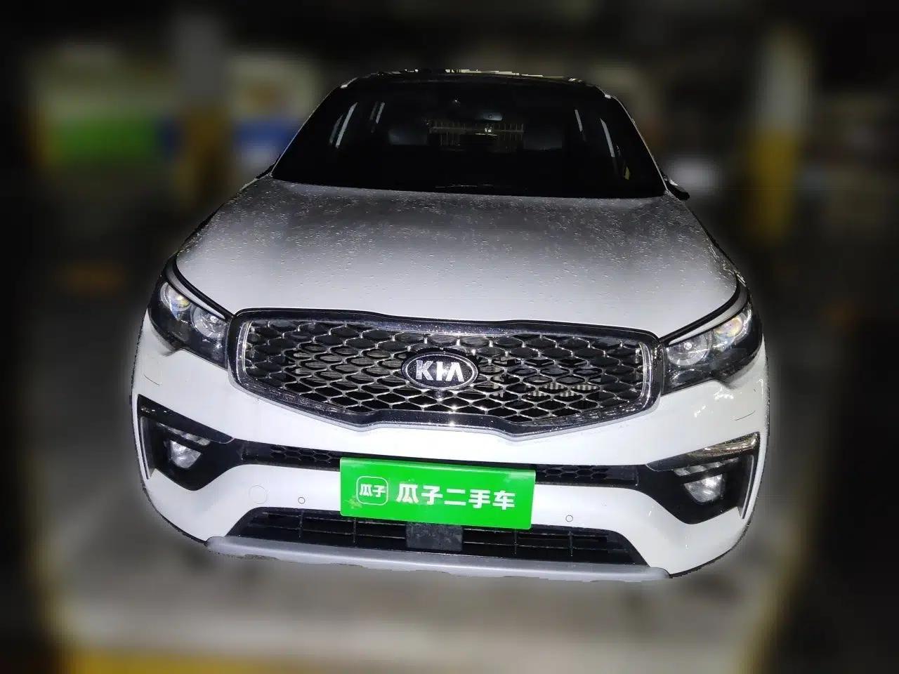 Kia KX7 2017 2.0T Automatic All-Wheel Drive LUX 7-Seater — миниатюра 2