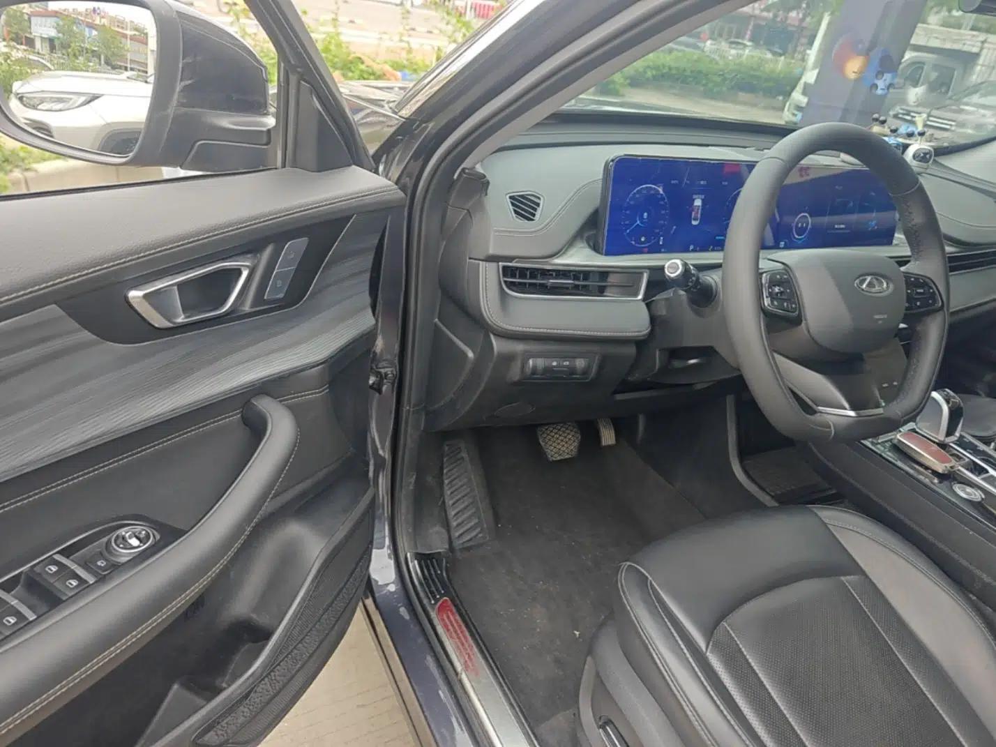 Chery Tiggo 8 PLUS 2021 290TGDI DCT Haoting Edition+ — миниатюра 19