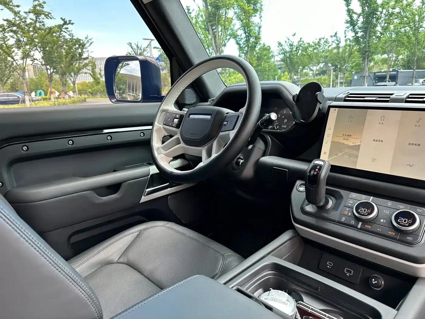 2024 Land Rover Defender 90 3.0T P400 HSE — миниатюра 16