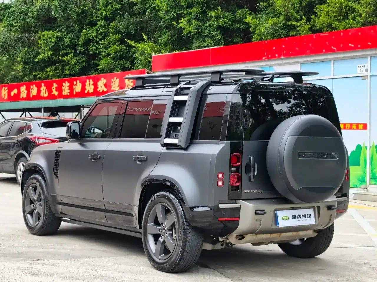 2023 Land Rover Defender 110 3.0T P400 X-DYNAMIC HSE — миниатюра 12