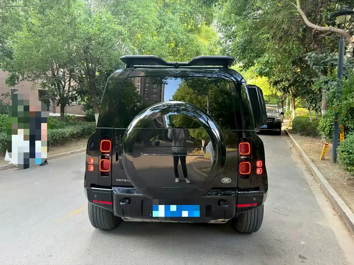 2024 Land Rover Defender 110 3.0T P400 X-DYNAMIC HSE — миниатюра 8