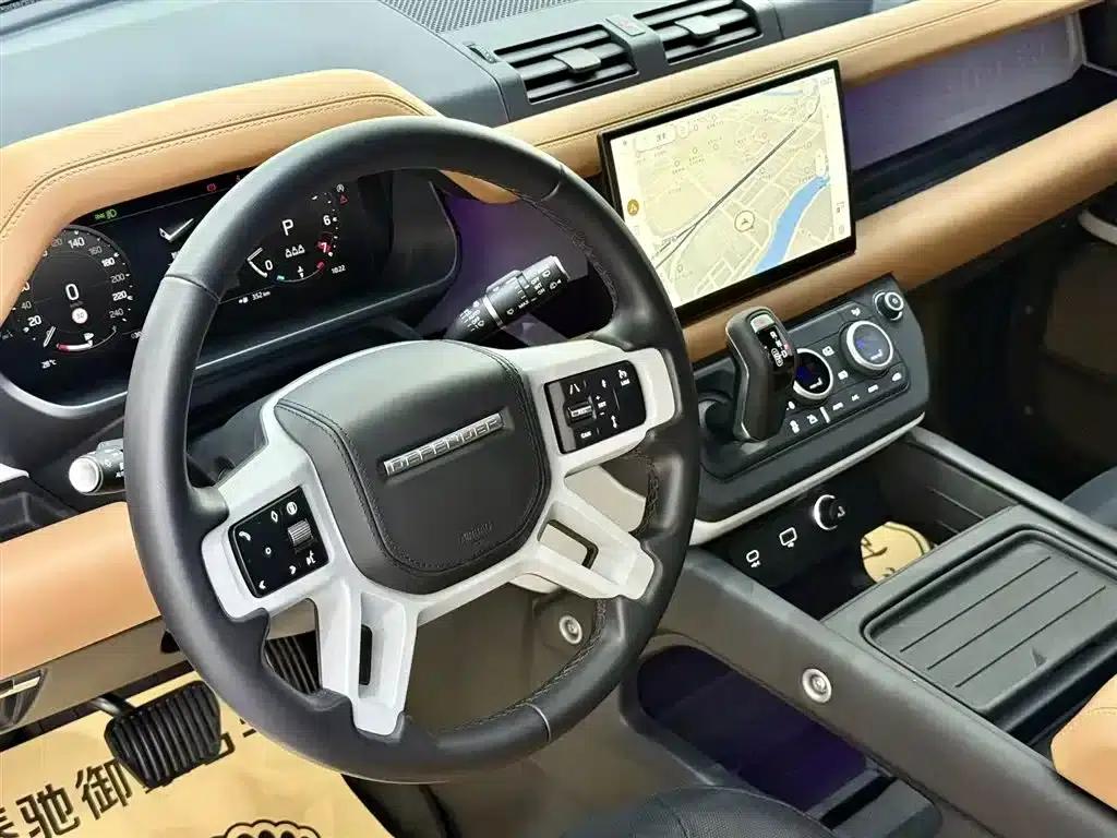 2024 Land Rover Defender 110 3.0T P400 X-DYNAMIC HSE — миниатюра 18