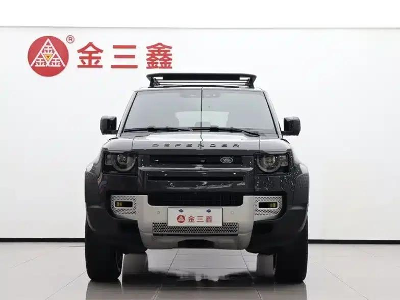 2025 Land Rover Defender 110 3.0T P400 Dark Edition — миниатюра 5
