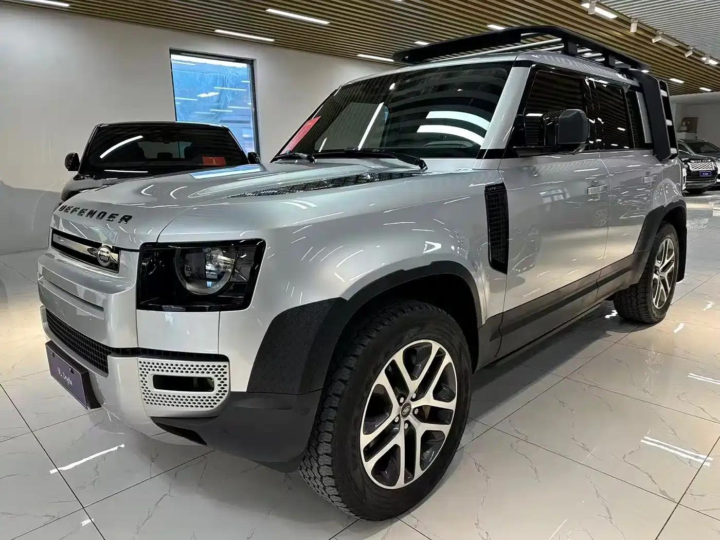 2020 Land Rover Defender 110 P400 Dark Edition — миниатюра 3