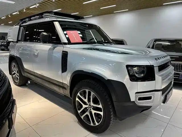 2020 Land Rover Defender 110 P400 Dark Edition