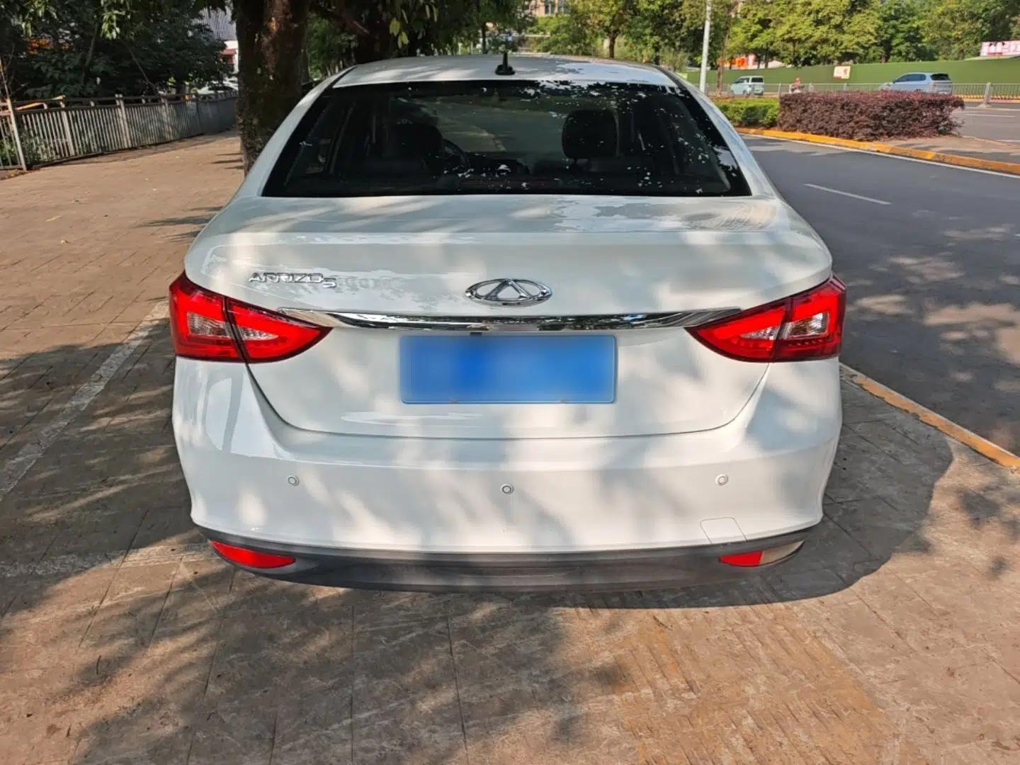 Chery Arrizo 5 2017 1.5L Manual Lingchao Edition — миниатюра 5