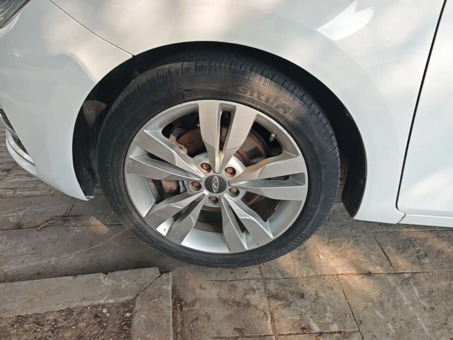 Chery Arrizo 5 2017 1.5L Manual Lingchao Edition — миниатюра 8