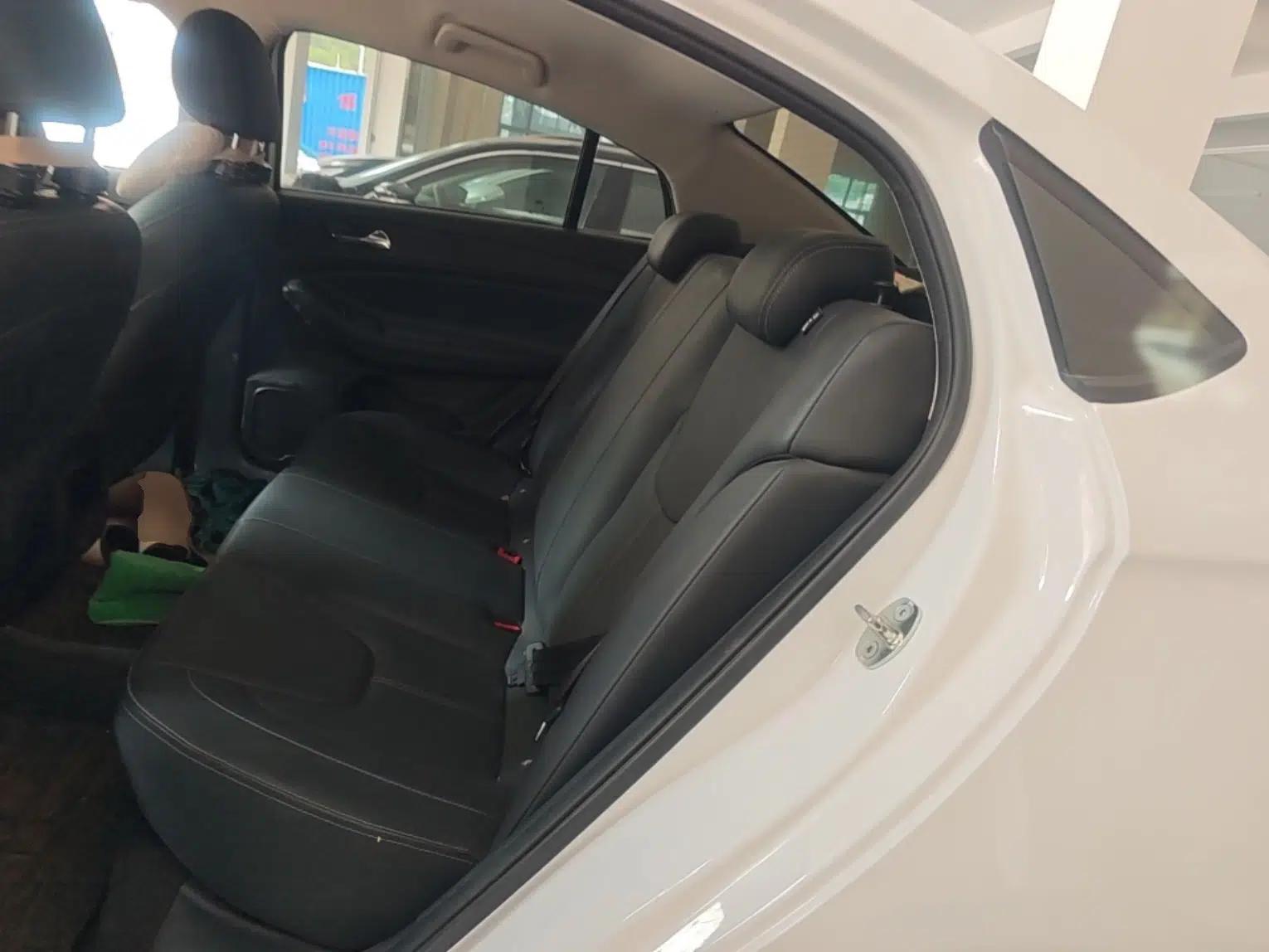 Chery Arrizo 5 2021 PRO 1.5L CVT Youth Edition — миниатюра 20
