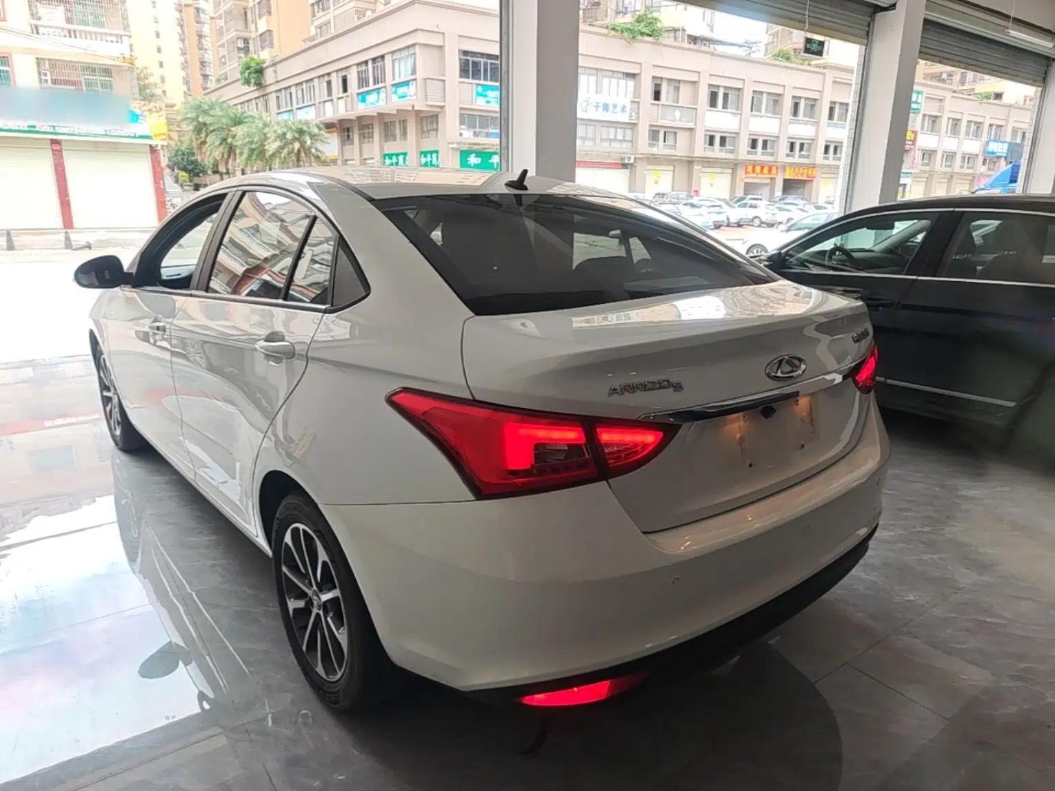 Chery Arrizo 5 2021 PRO 1.5L CVT Youth Edition — миниатюра 4