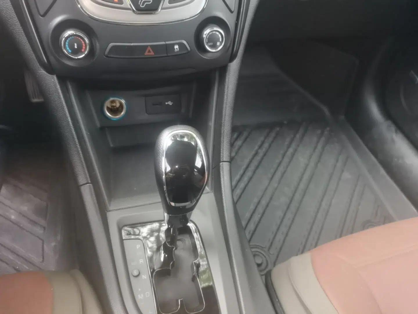 Chery Arrizo 5 2016 1.5L CVT Trendsetting Edition — миниатюра 16