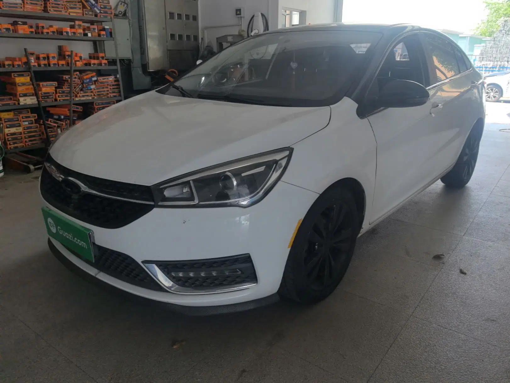 Chery Arrizo 5 2017 1.5L Manual Lingchao Edition — миниатюра 1
