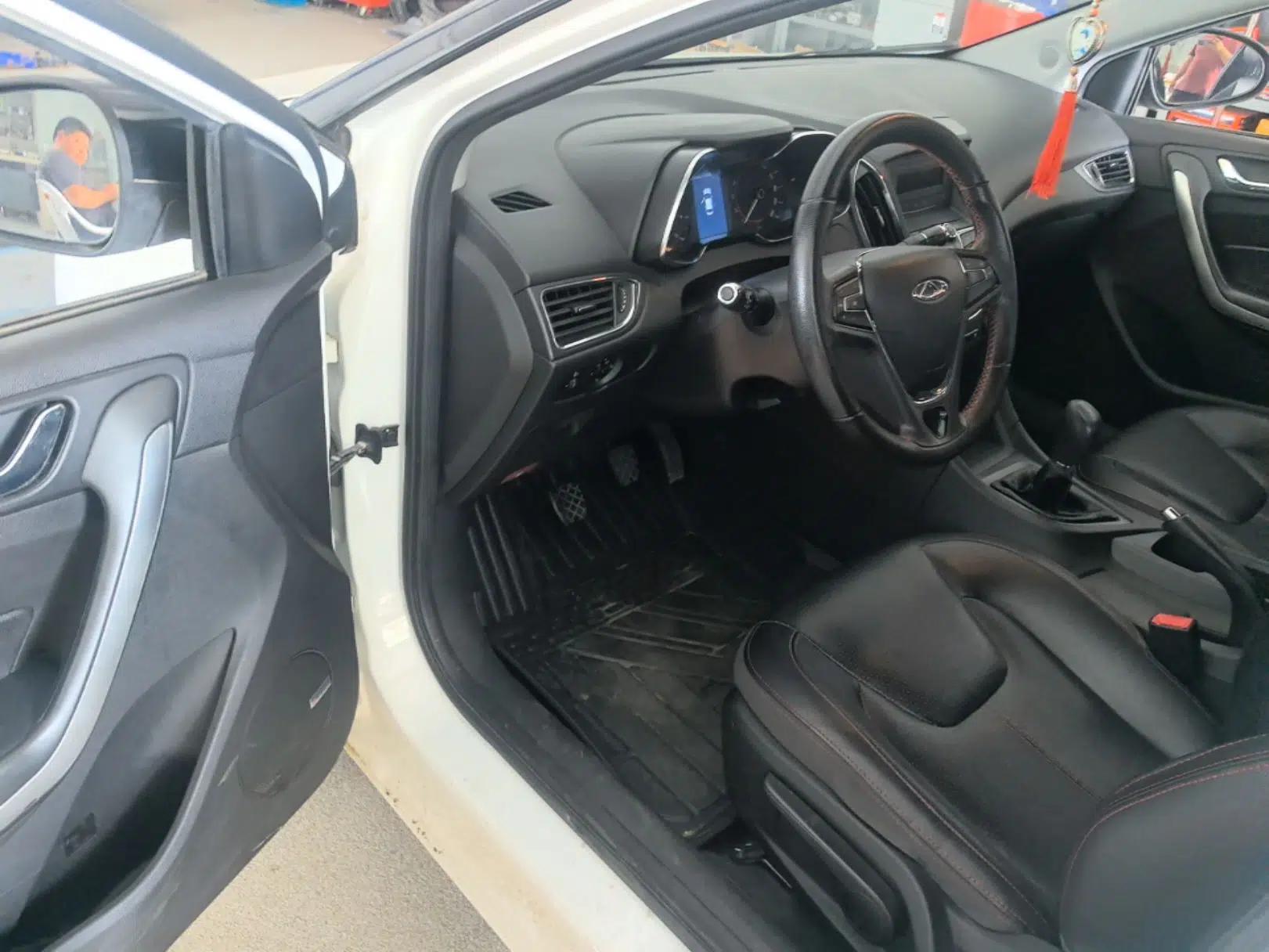 Chery Arrizo 5 2017 1.5L Manual Lingchao Edition — миниатюра 19