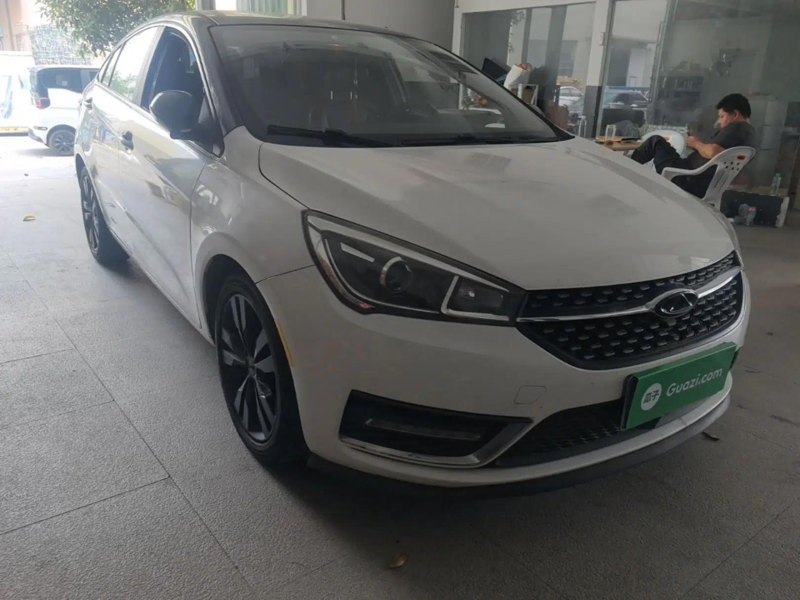 Chery Arrizo 5 2017 1.5L Manual Lingchao Edition — миниатюра 3