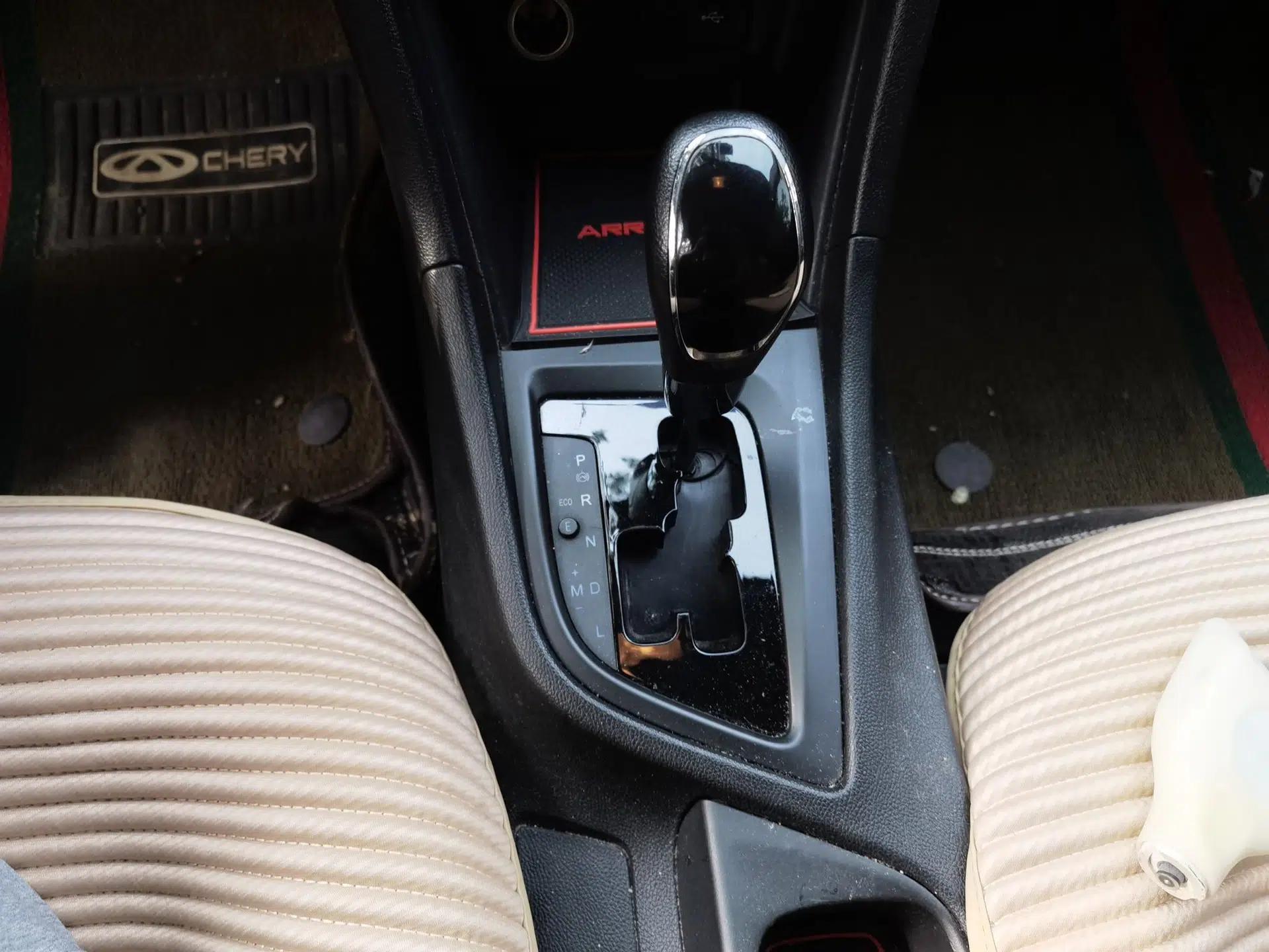 Chery Arrizo 5 2016 1.5L CVT Trendsetting Edition — миниатюра 15