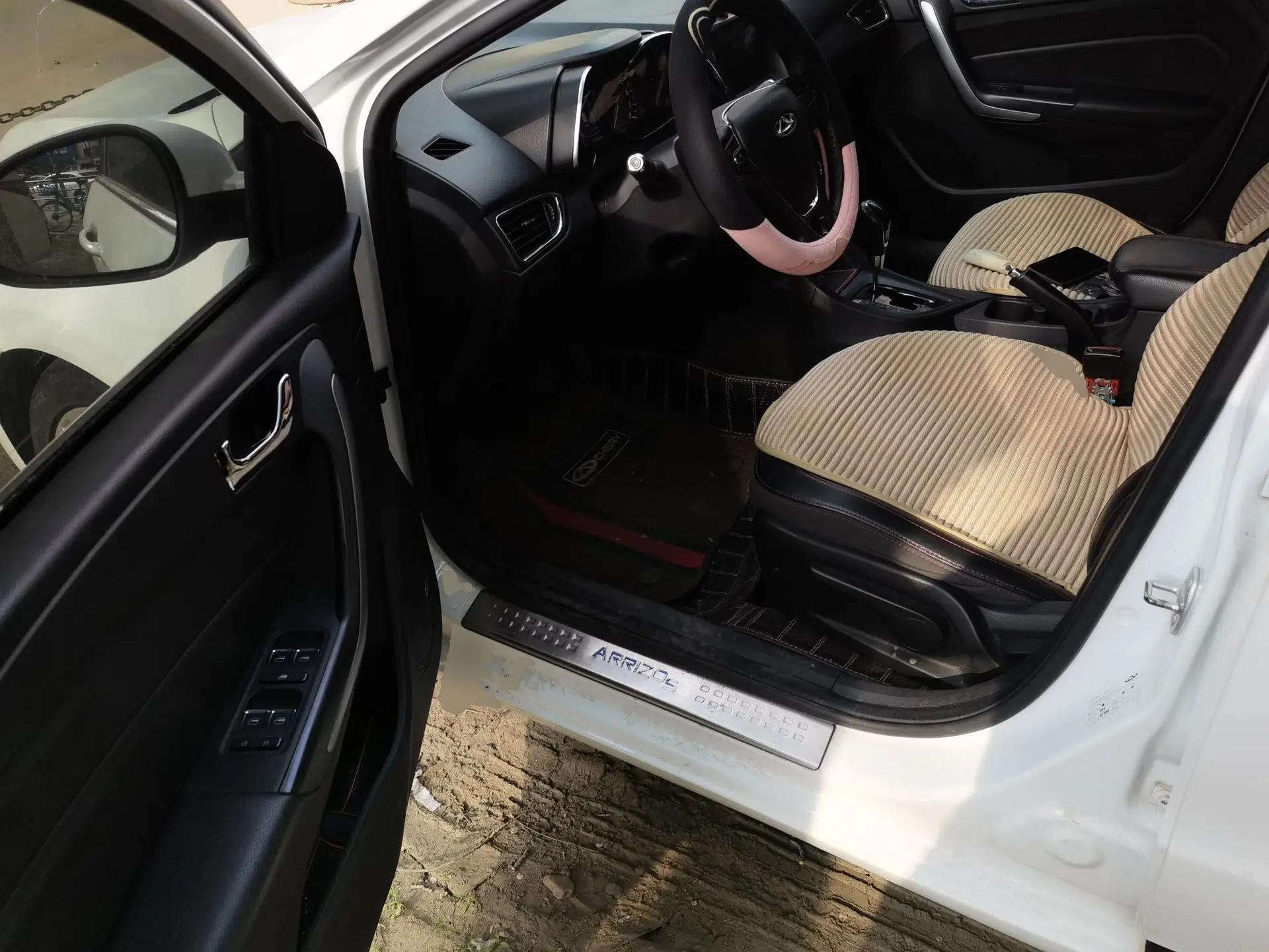 Chery Arrizo 5 2016 1.5L CVT Trendsetting Edition — миниатюра 17