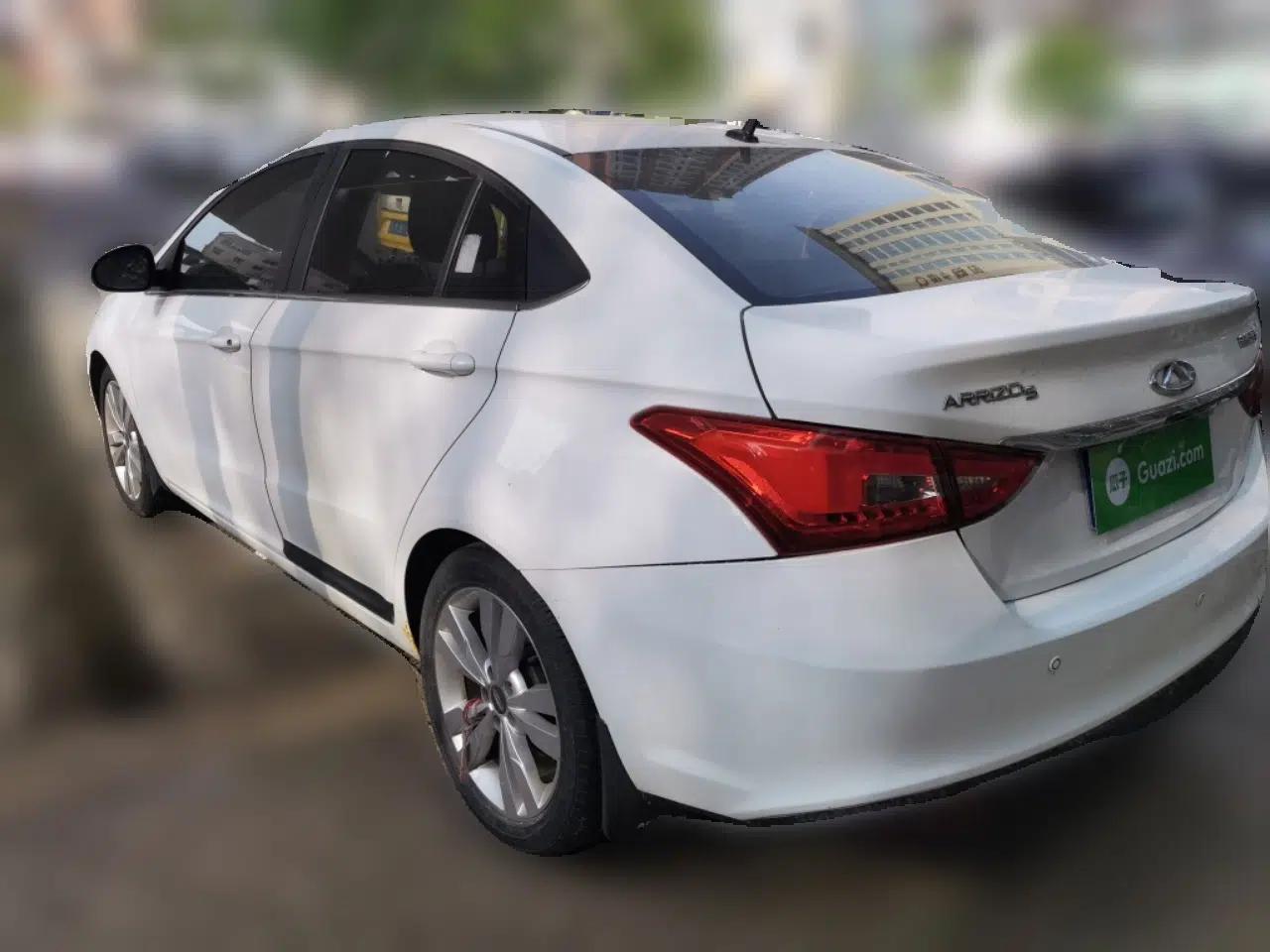 Chery Arrizo 5 2016 1.5L CVT Trendsetting Edition — миниатюра 4