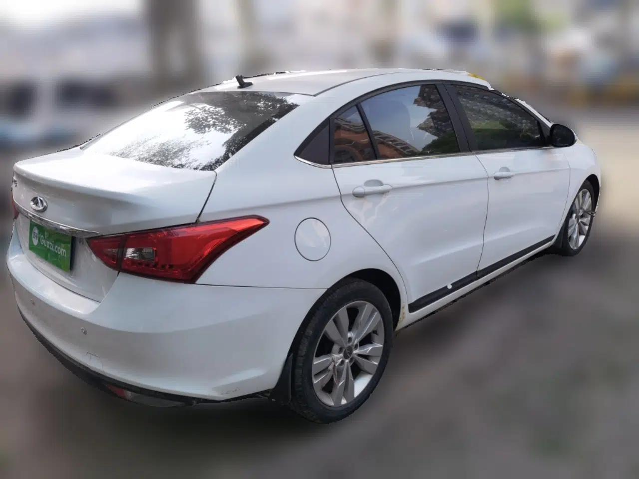 Chery Arrizo 5 2016 1.5L CVT Trendsetting Edition — миниатюра 6