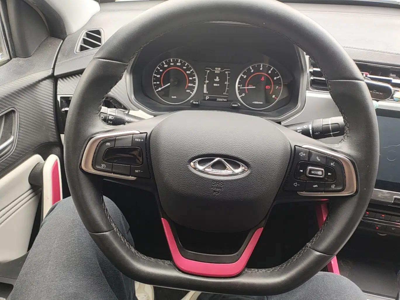 Chery Tiggo 3X 2021 PLUS 1.5L CVT Queen Edition — миниатюра 14
