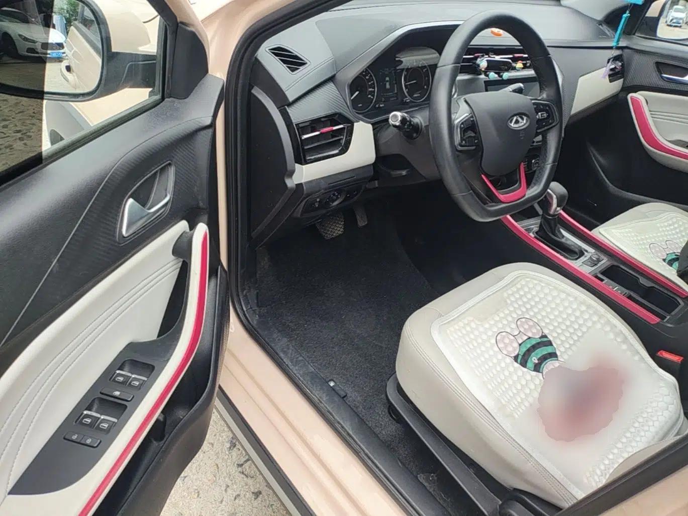 Chery Tiggo 3X 2021 PLUS 1.5L CVT Queen Edition — миниатюра 19