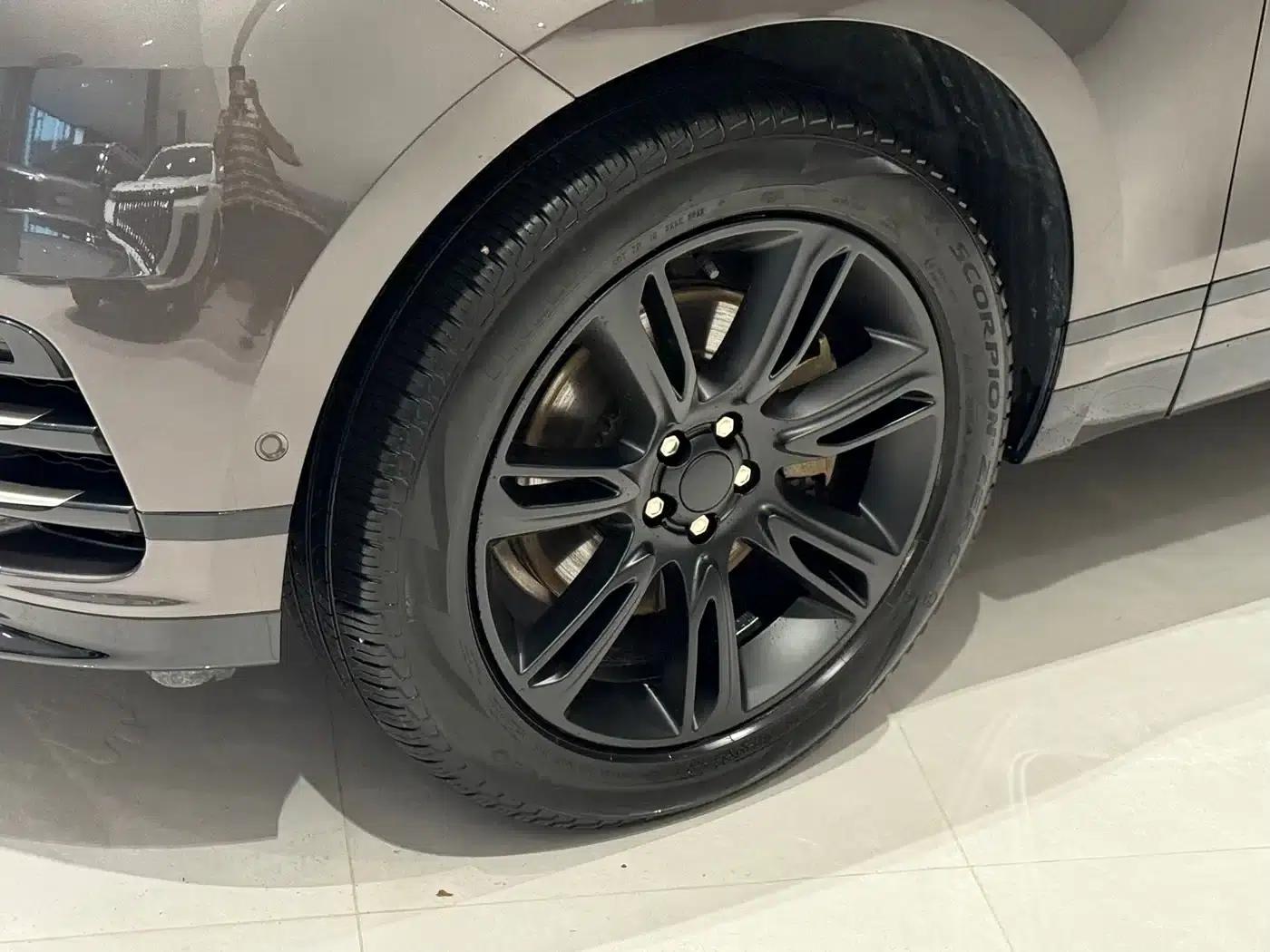 Range Rover Velar 2022 250PS Gold Edition — миниатюра 3