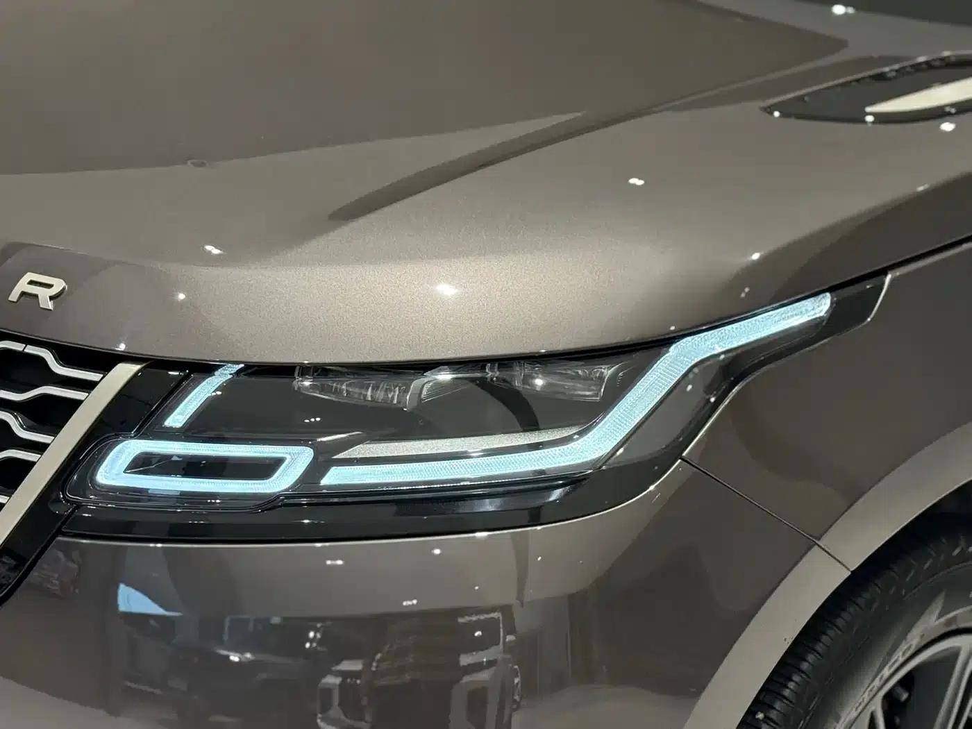 Range Rover Velar 2022 250PS Gold Edition — миниатюра 5
