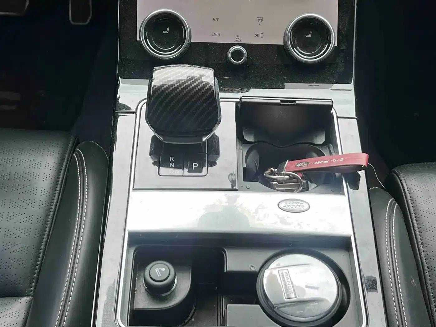 Range Rover Velar 2022 250PS Gold Edition — миниатюра 12