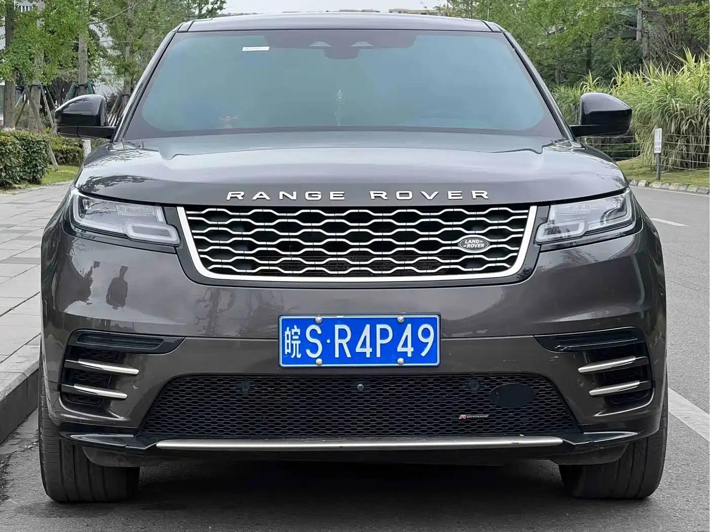 Range Rover Velar 2022 250PS Gold Edition — миниатюра 3
