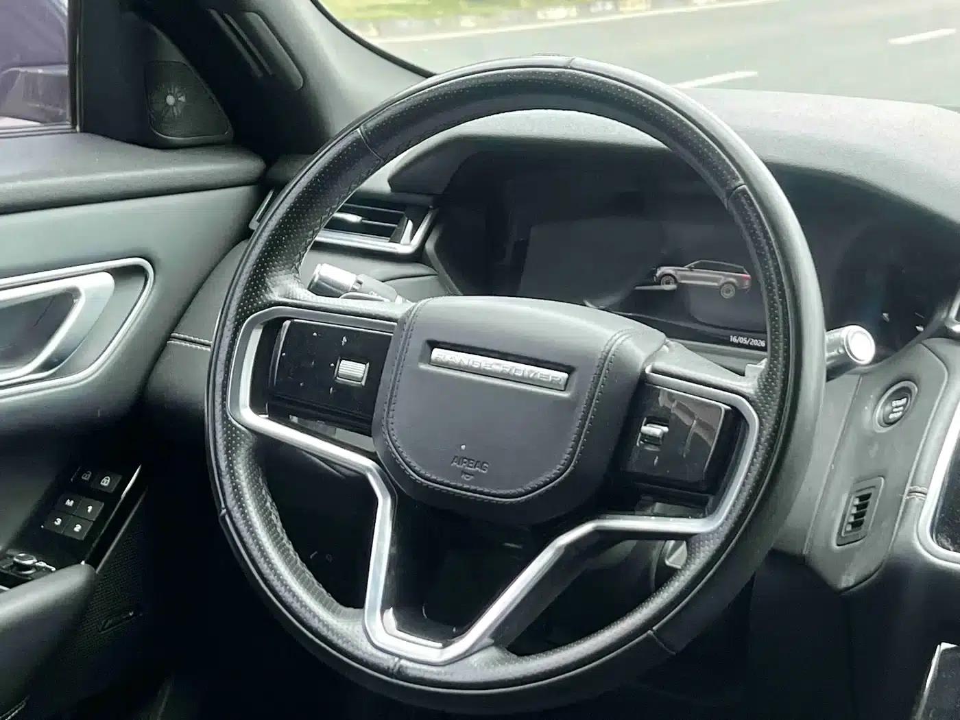 Range Rover Velar 2022 250PS Gold Edition — миниатюра 10