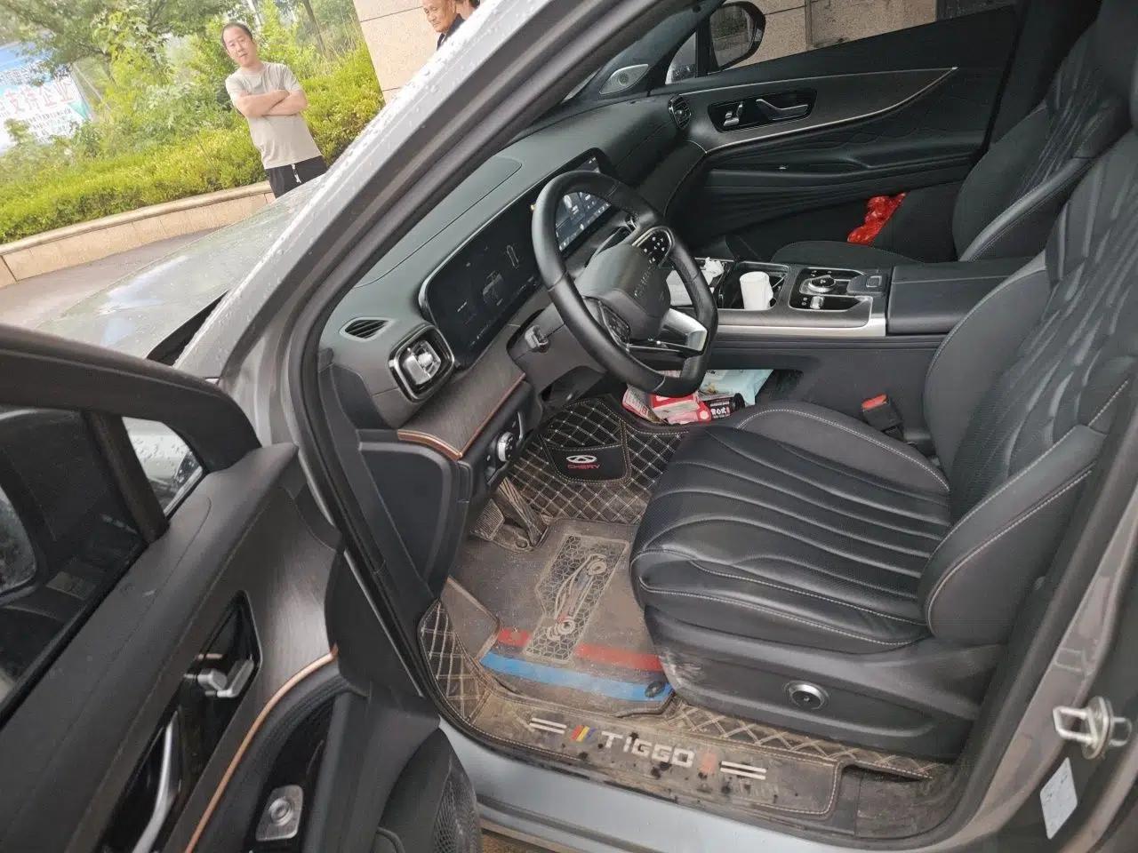 Chery Tiggo 9 2025 2.0T Dual-Clutch Two-Wheel Drive Luxury Edition 5 Seats — миниатюра 17