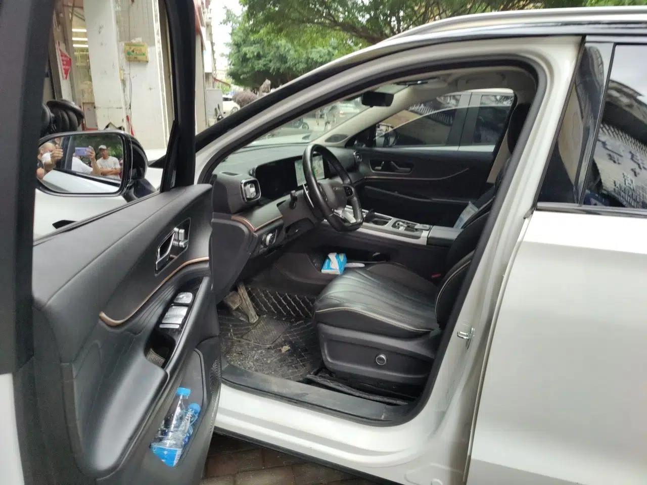 Chery Tiggo 9 2023 2.0T Dual-Clutch Two-Wheel Drive Luxury Edition 7 Seats — миниатюра 17