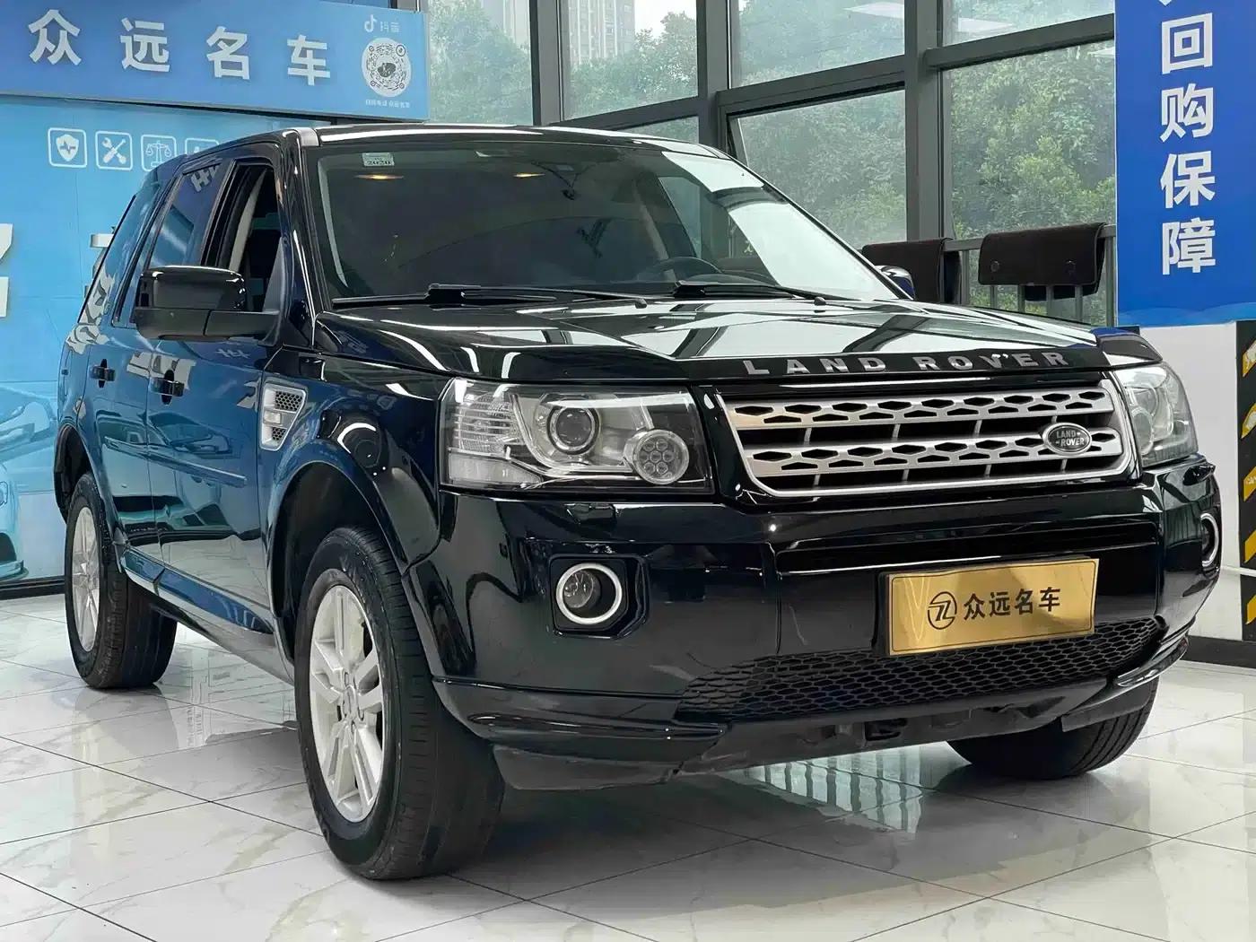 Freelander 2 2014 2.2T SD4 SE Diesel — миниатюра 3