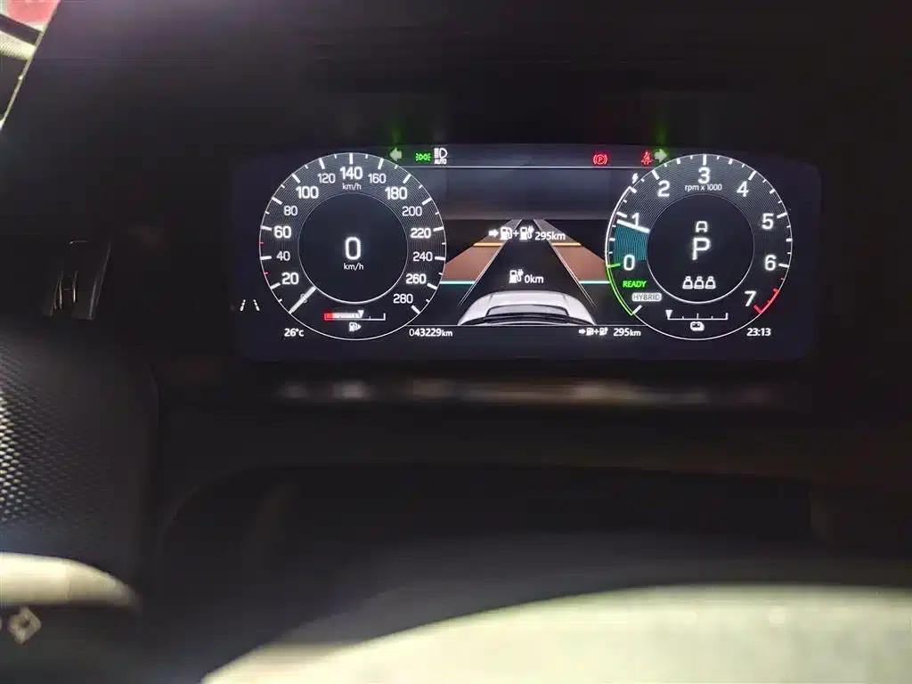 Discover Sporty New Energy 2022 P300e Performance Technology Edition — миниатюра 9