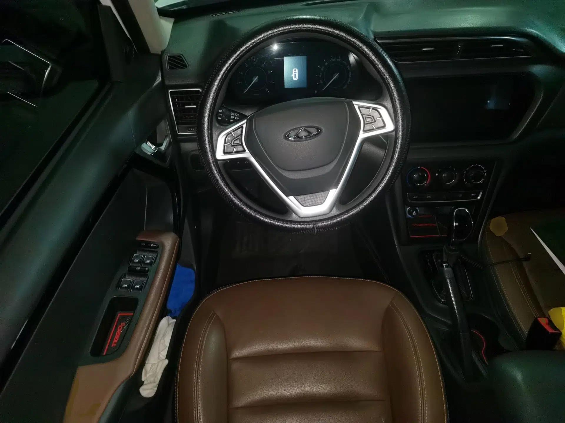 Chery Tiggo 3 2018 1.6L CVT Million Global Edition — миниатюра 11