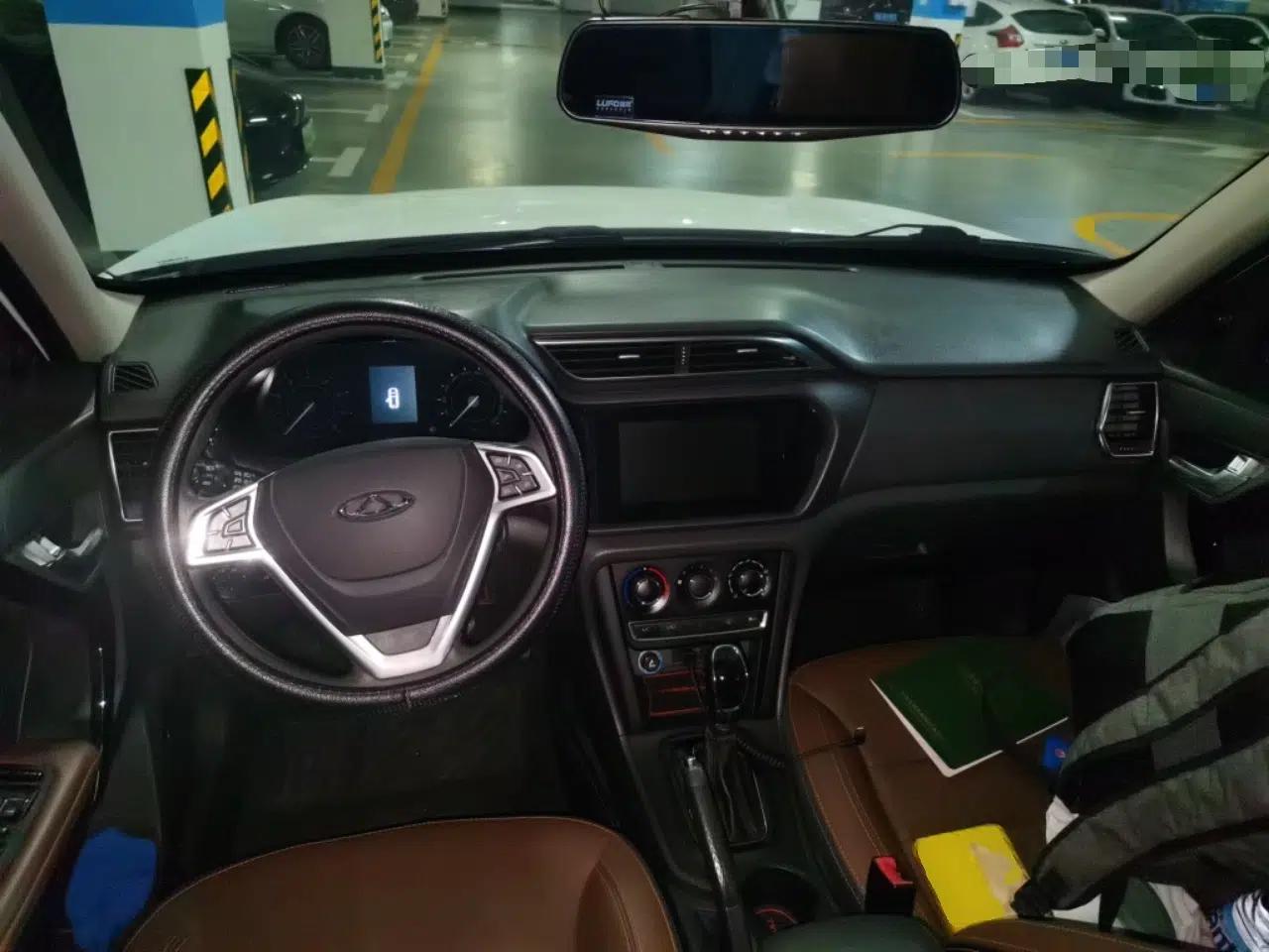 Chery Tiggo 3 2018 1.6L CVT Million Global Edition — миниатюра 10