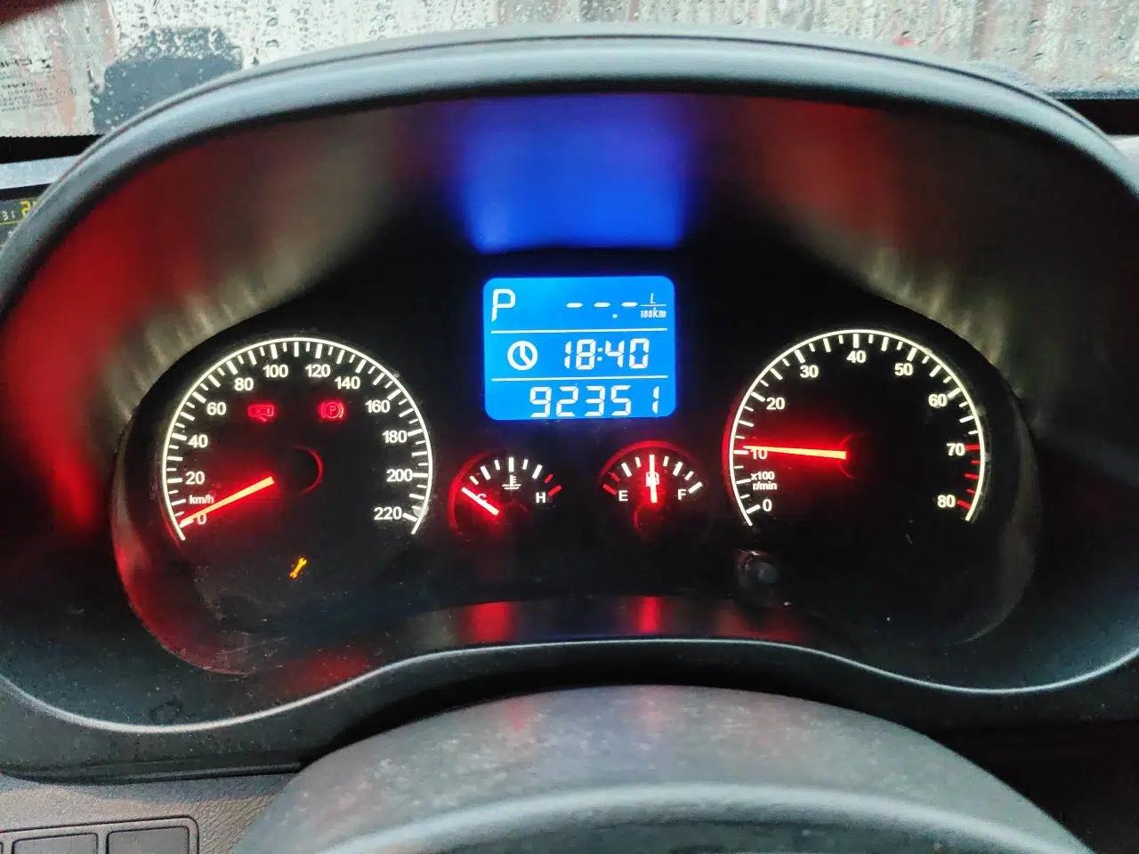 Chery Tiggo 3 2014 1.6L CVT ZhiShang Edition — миниатюра 12