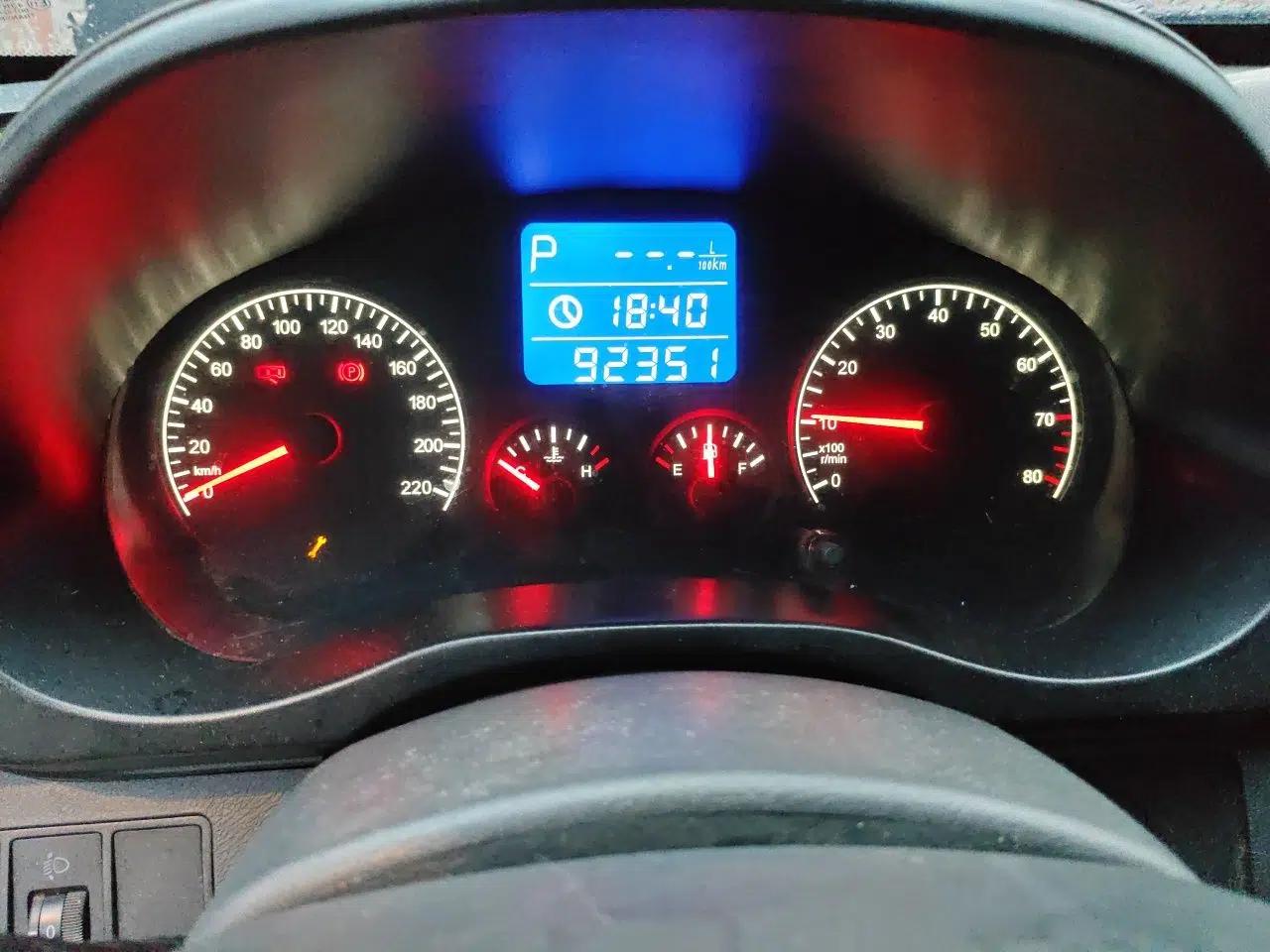 Chery Tiggo 3 2014 1.6L CVT ZhiShang Edition — миниатюра 13