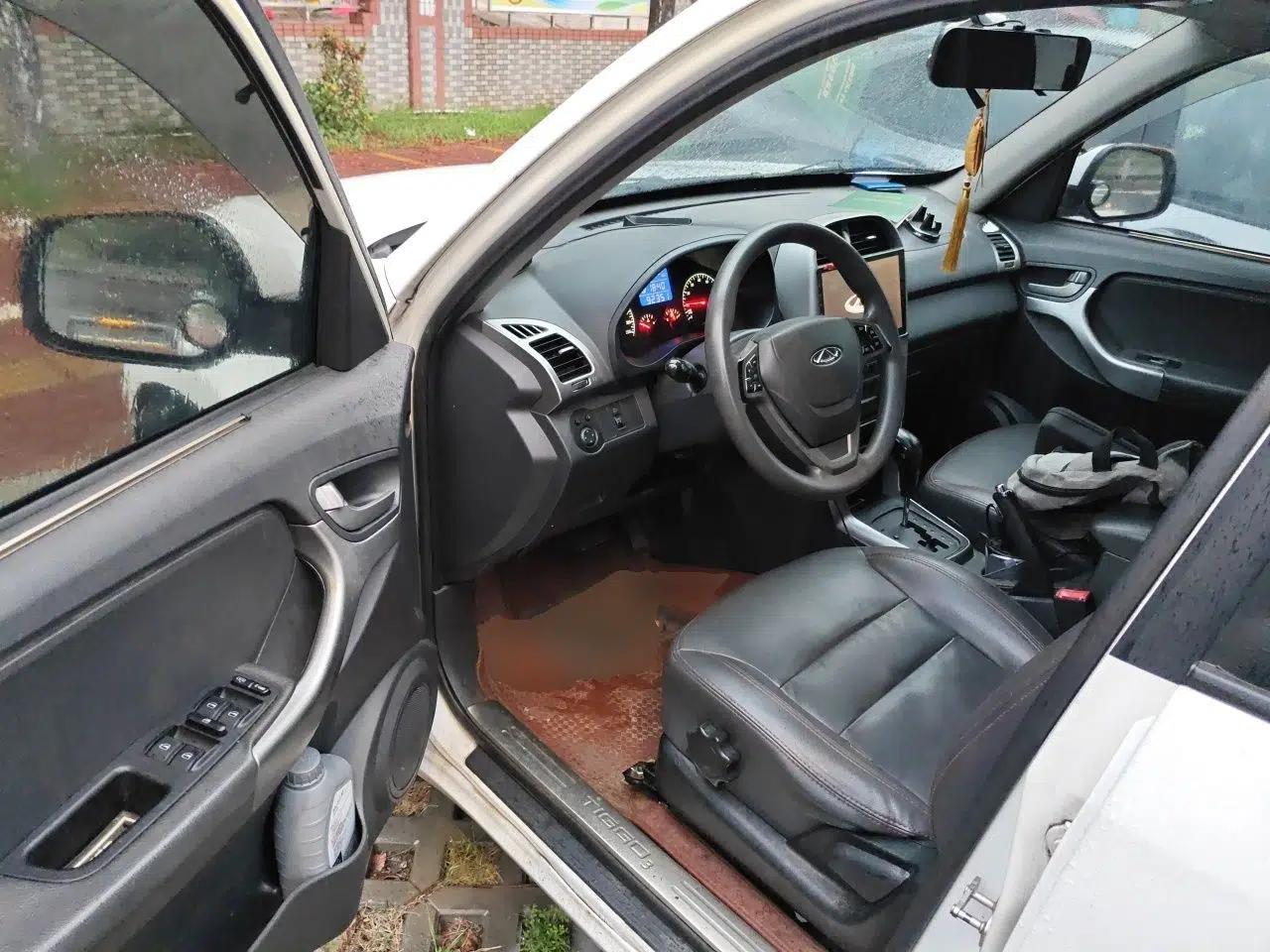 Chery Tiggo 3 2014 1.6L CVT ZhiShang Edition — миниатюра 17