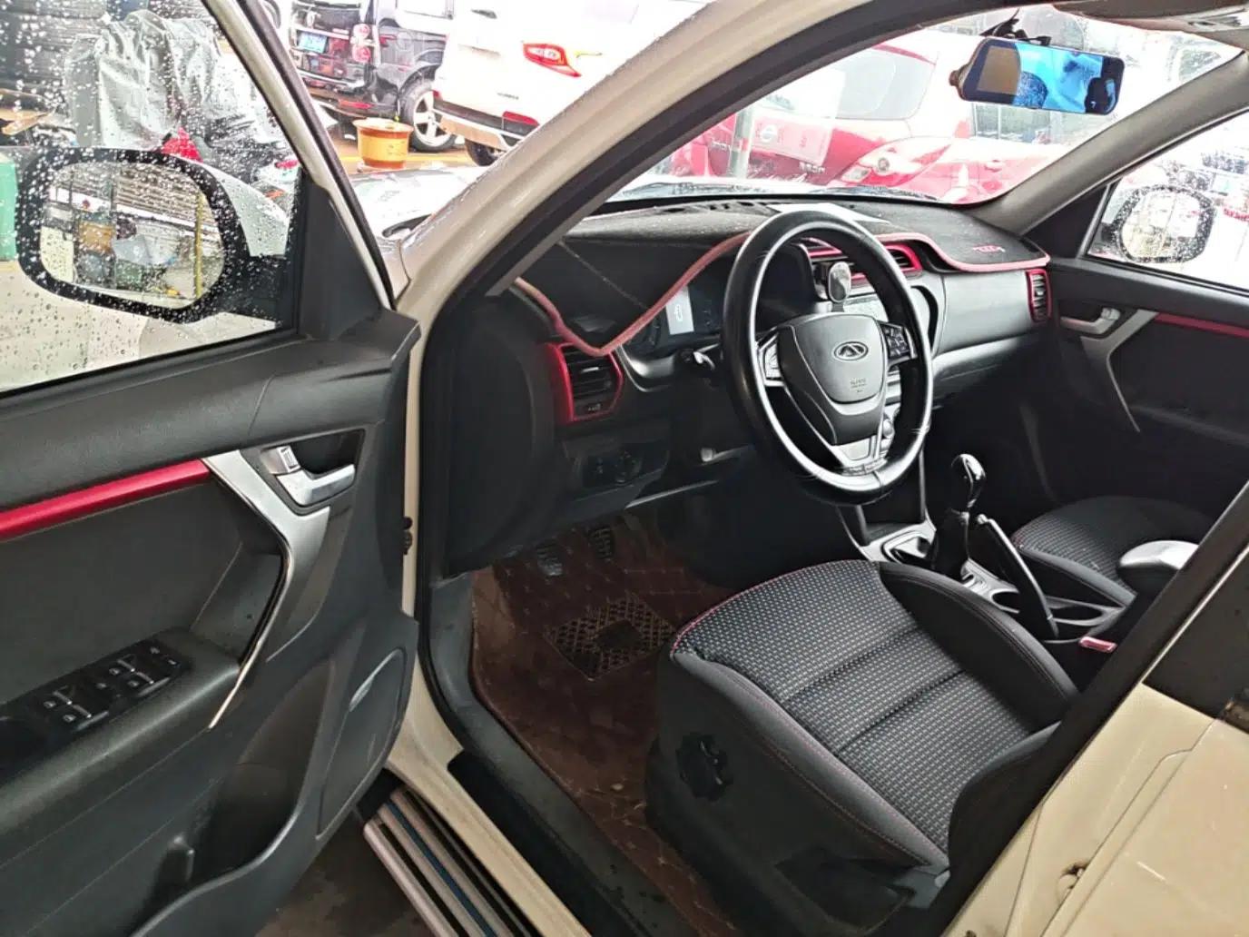Chery Tiggo 3 2016 1.6L Manual Fashion Edition — миниатюра 18