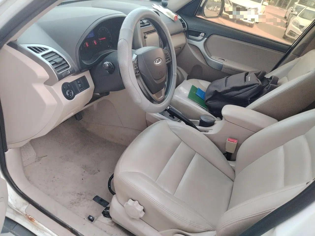 Chery Tiggo 3 2014 1.6L CVT ZhiShang Edition — миниатюра 16