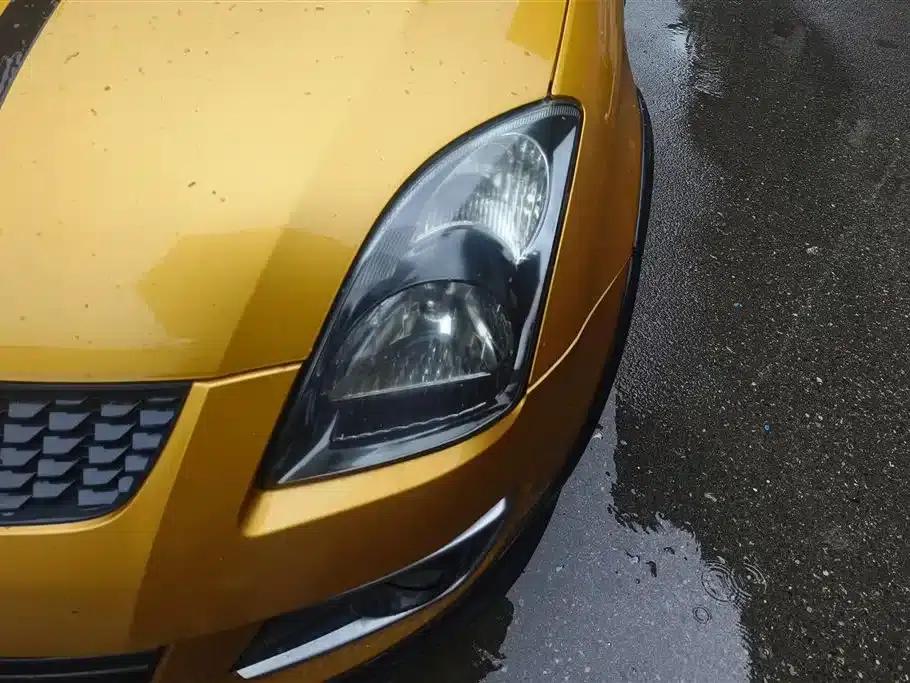 2015 Swift 1.5L Manual Limited Edition — миниатюра 5