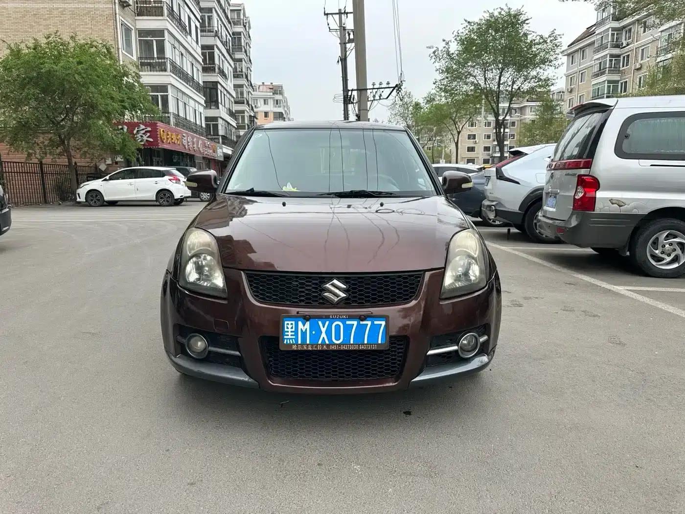 2011 Swift 1.5L Manual Fashion Edition — миниатюра 2
