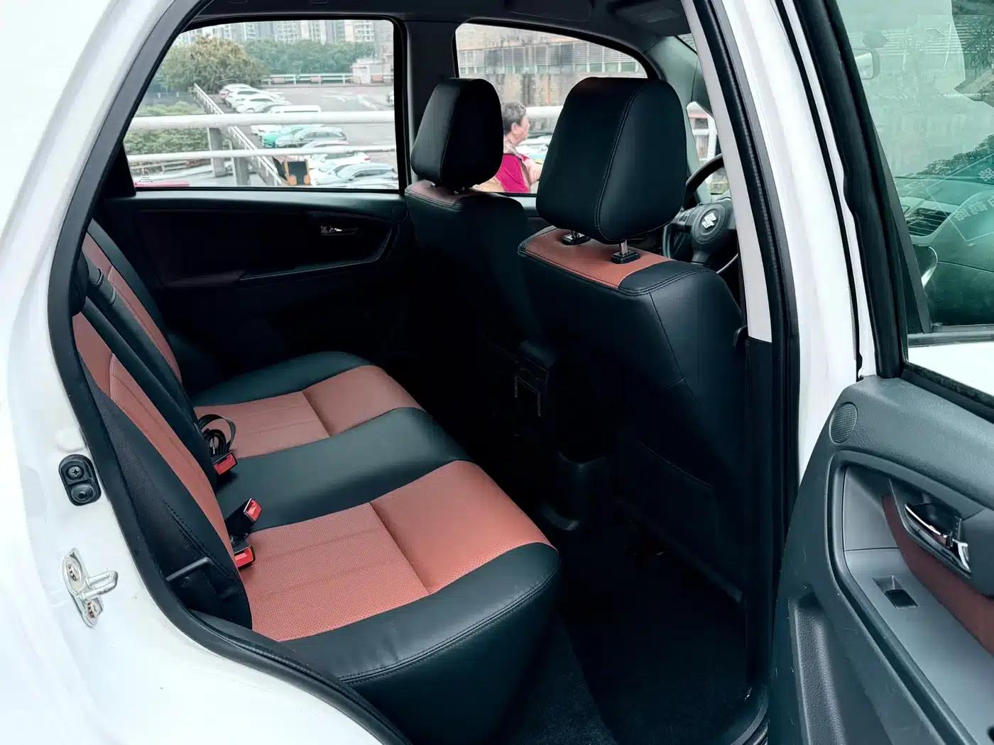 SX4 2013 1.6L Automatic Cool Edition — миниатюра 6